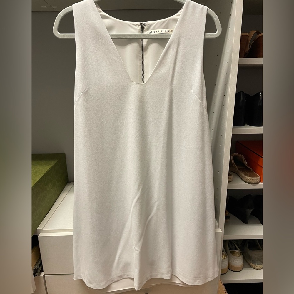 Size 10 white Alice and Olivia dress
